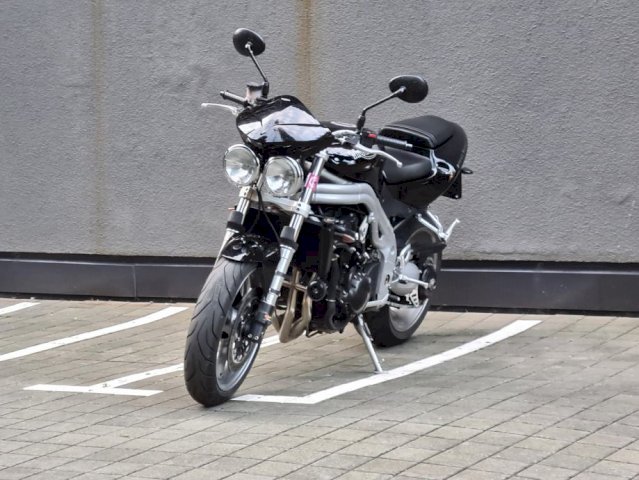 Triumph Speed triple 955i 955 cm3