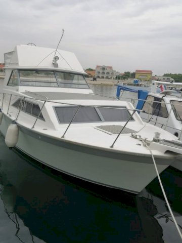 Brod 10m