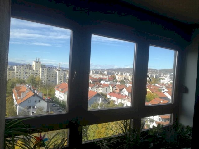 Prozori 100x176 tri komada.