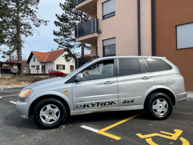 Ssang Yong Kyron 2,0 XDi 4x4