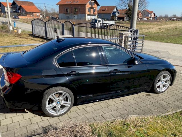 BMW serija 3 316d M Paket(180ks)MOGUĆE ZAMJENE
