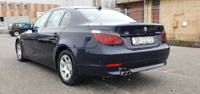 BMW serija 5 530d 2004/2005.G + MANUAL + TEMPOMAT