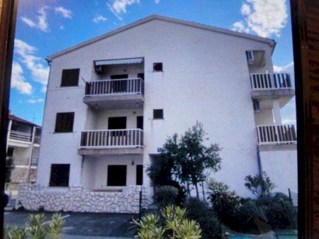 Stan: Pakoštane-BIOGRAD, 33.35 m2 +terasa 12m2