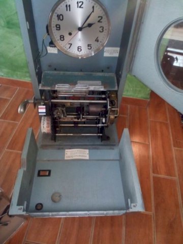 Stari industrijski sat