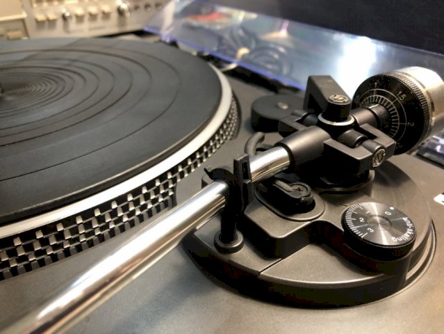 Technics SL-D303  Cijena