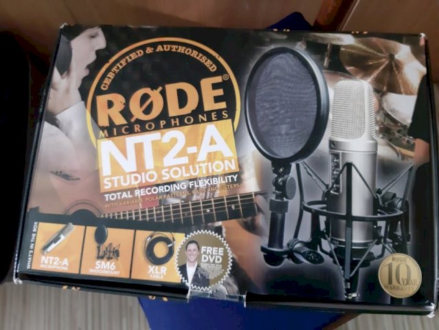 Studijski mikrafon Rode NT 2-A