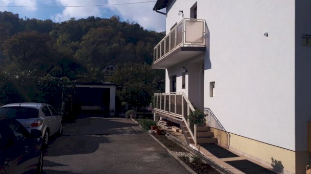 Kuća: Zagreb (Sesvete), 330 m2