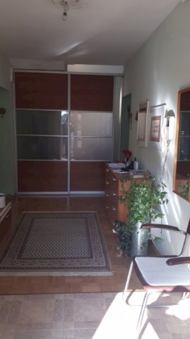Kuća: Zagreb (Sesvete), 330 m2