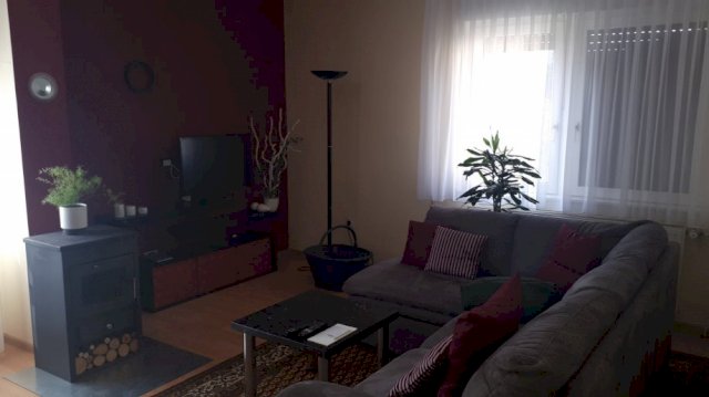 Kuća: Zagreb (Sesvete), 330 m2