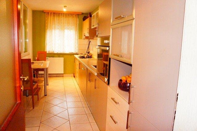 Kuća: Zagreb (Đurđekovec), 400.00 m2