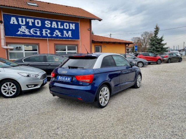 Audi A1 1,6 TDI *XENON*LED*PDC*START STOP*ALU FEL