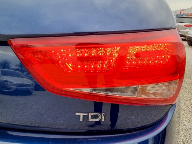 Audi A1 1,6 TDI *XENON*LED*PDC*START STOP*ALU FEL