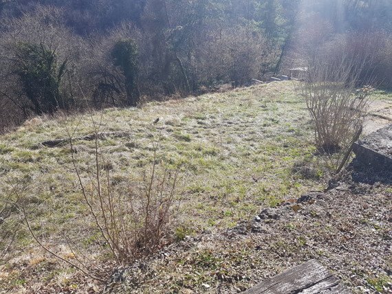 Žumberak, Slovenija, Kod Dvorca Mokrice