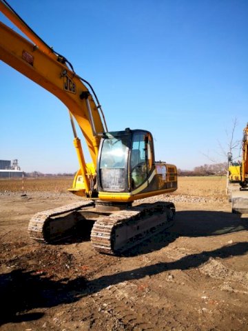 Gusjeničar JCB JS 220