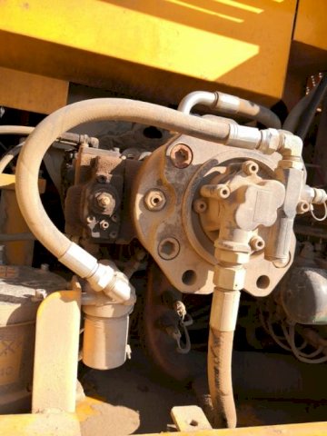 Gusjeničar JCB JS 220