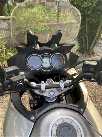 Suzuki V strom 1000