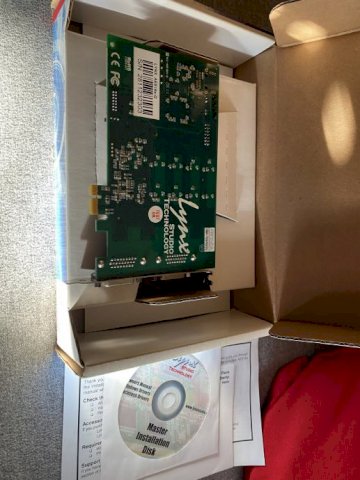 Lynx AES-16e PCIe zvučna kartica